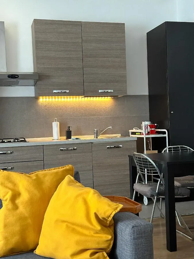 Apartment Urban Oasis Farini - Comodo Appartamento In Centro Milan