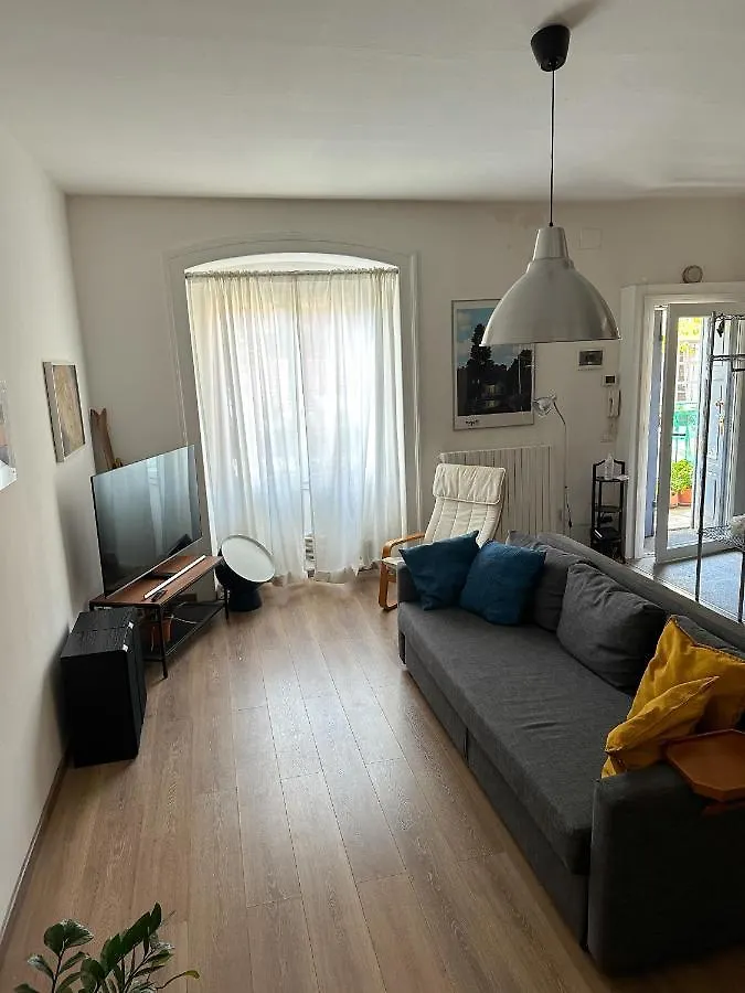 Urban Oasis Farini - Comodo Appartamento In Centro Milan 0*,  Italy